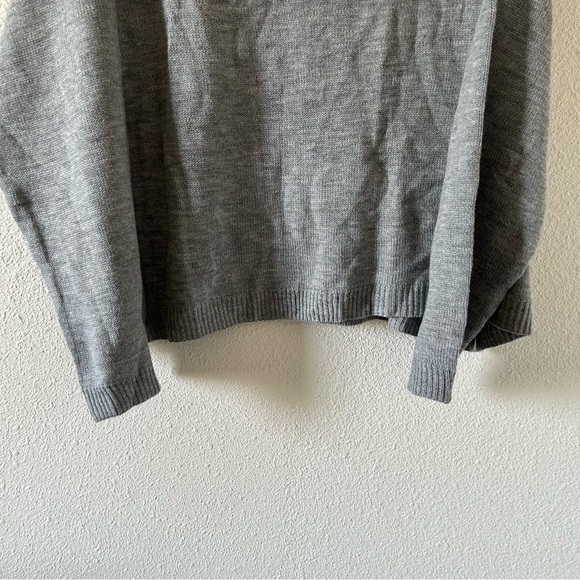 Pink Lily Women’s Oversized Knit Sweater Medium Gray Drop Shoulders Fall Winter - Picture 5 of 11